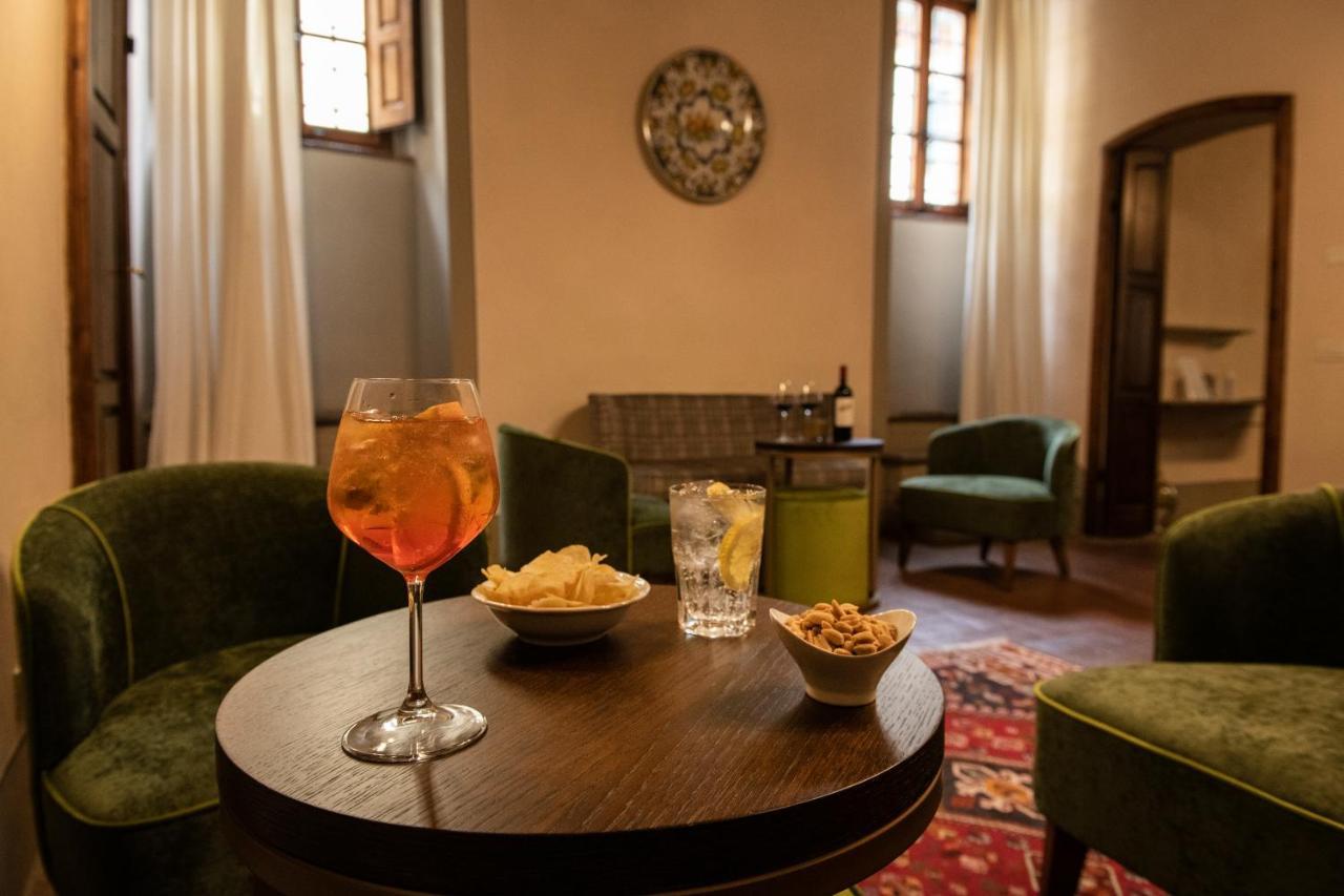 Hotel Palazzo Leopoldo Dimora Storica & 4*